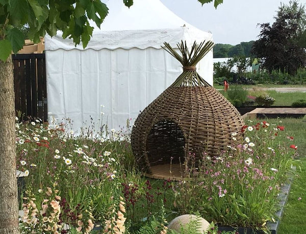 Onion-shaped Den - large