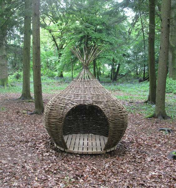 Onion-shaped Den - large