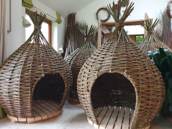 Onion-shaped Den - small