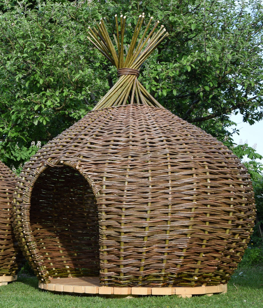 Onion-shaped Den - large